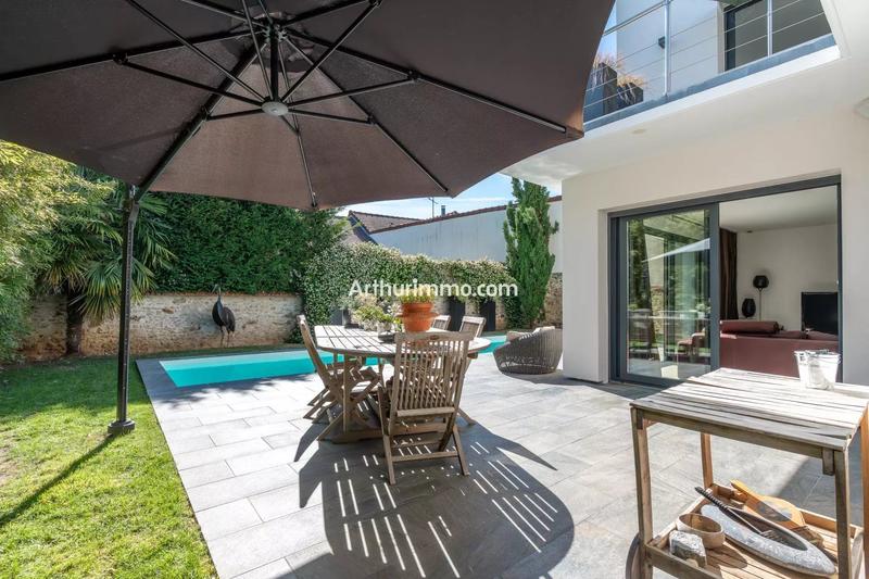 Maison - 147 m² - 6 pièces