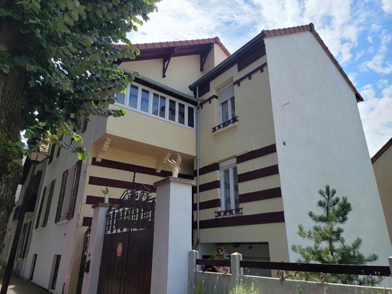 Maison - 170 m² - 6 pièces