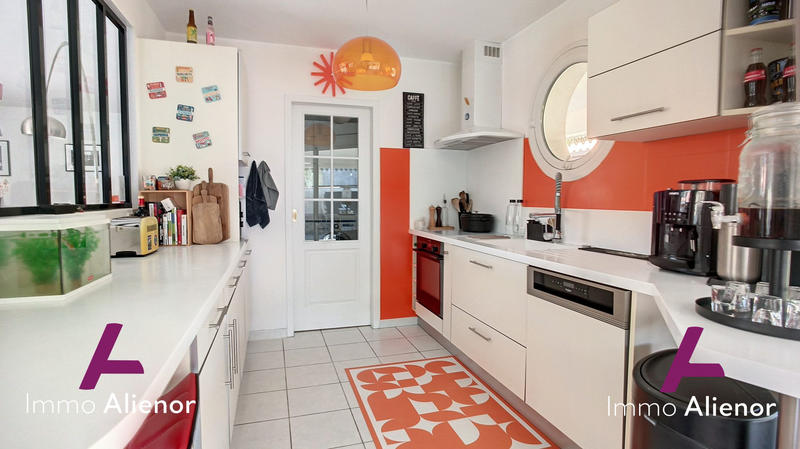 Maison - 144 m² - 7 pièces