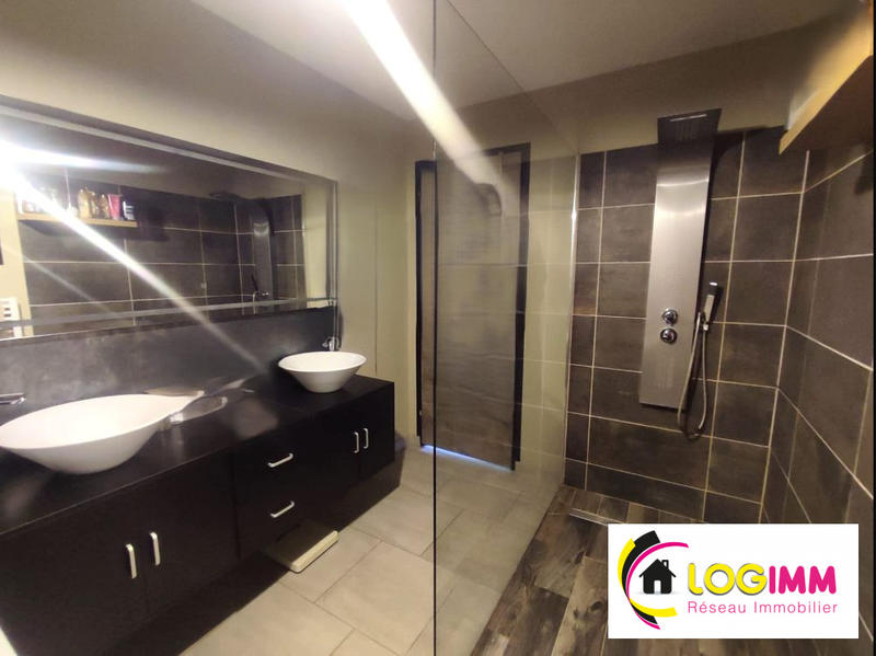 Maison - 120 m² - 6 pièces