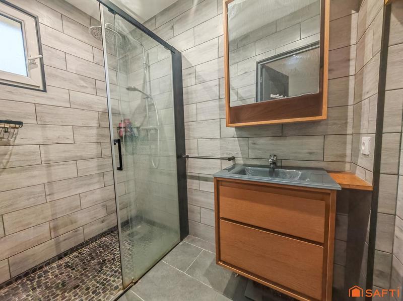 Maison - 188 m² - 7 pièces