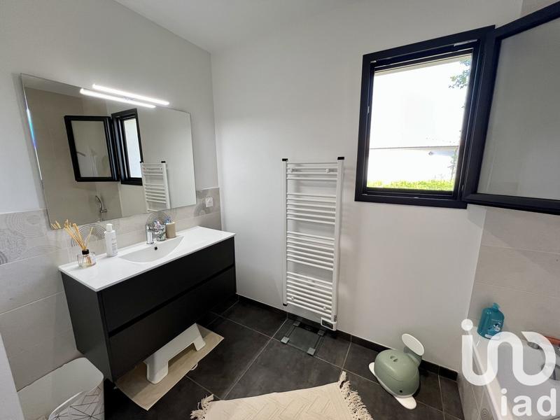 Maison - 94 m² - 4 pièces