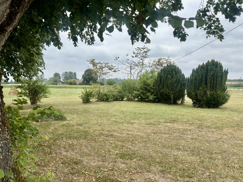 Maison - 250 m² - 8 pièces