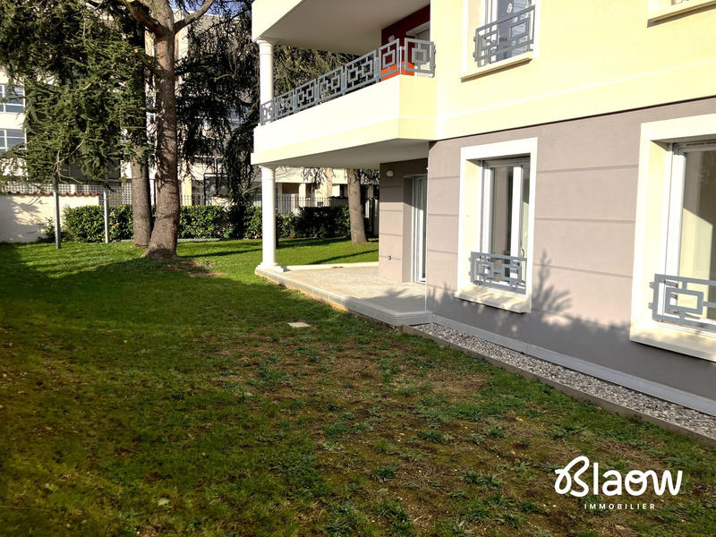 Appartement - 100 m² - 4 pièces