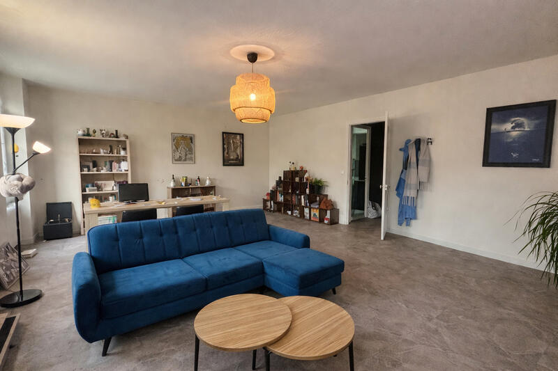 Immeuble - 8 pièces