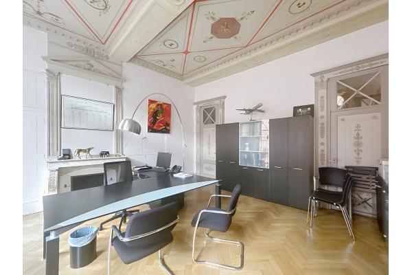 Bureau - 168 m²