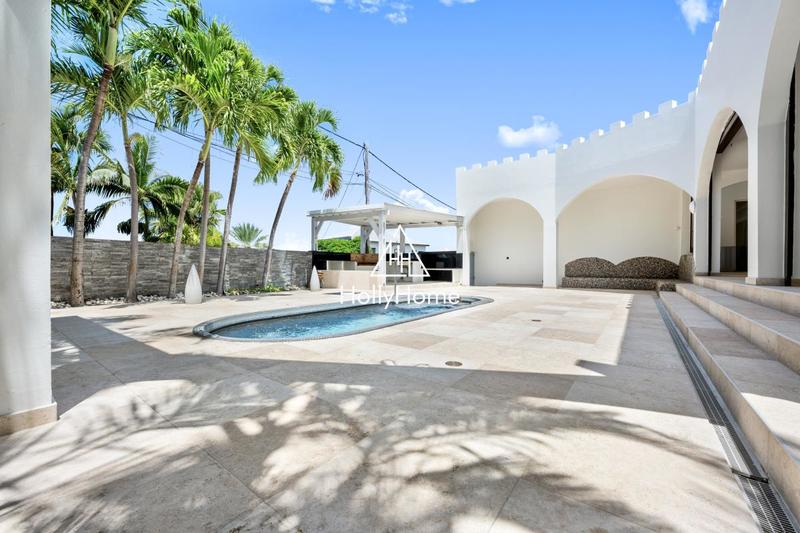 Maison ancienne - 265 m² - 5 pièces