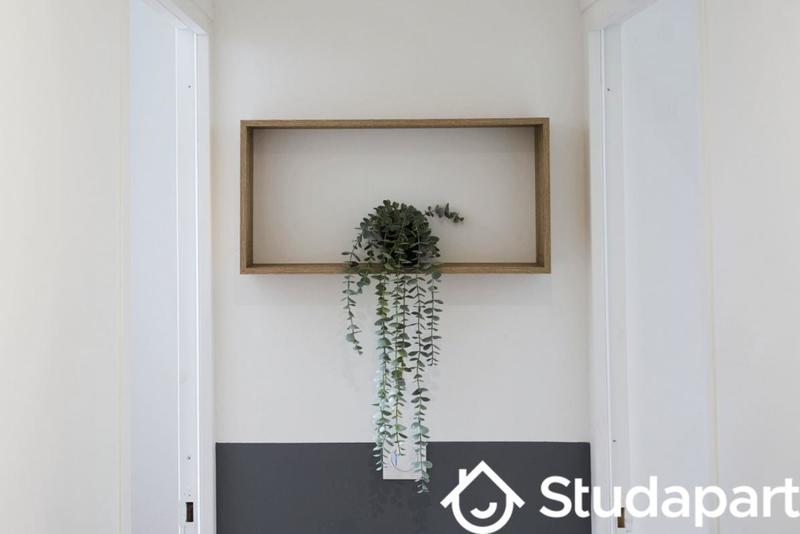 Chambre - 9 m² - 1 pièce