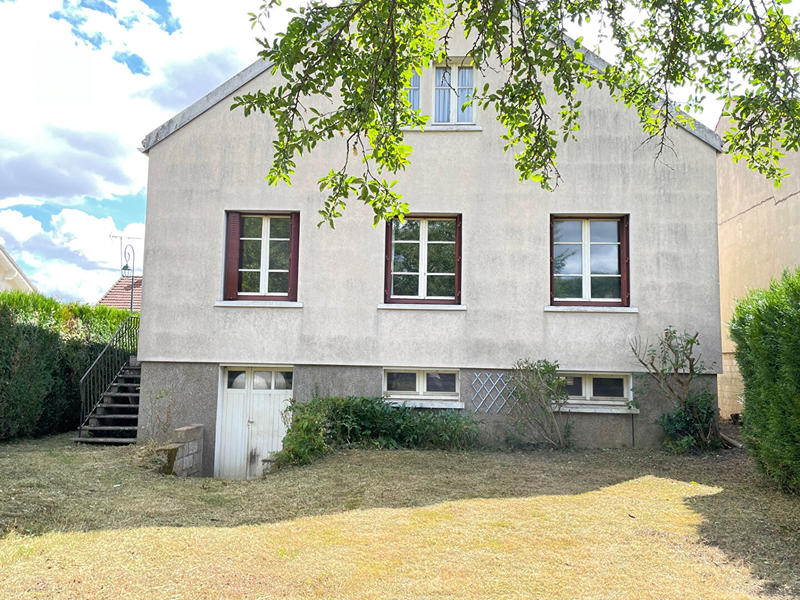 Maison - 107 m² - 6 pièces