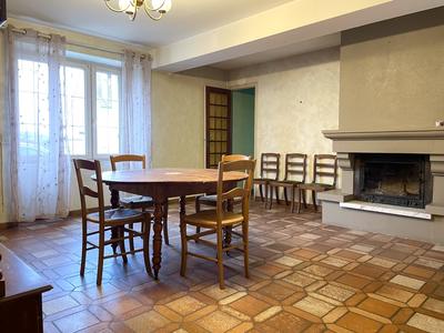 Maison - 125 m² - 5 pièces