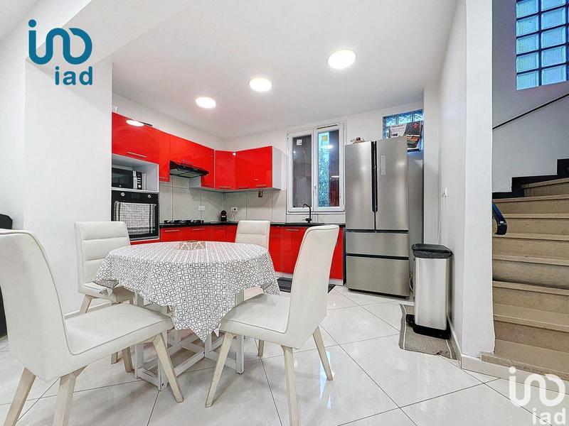 Maison - 350 m² - 11 pièces