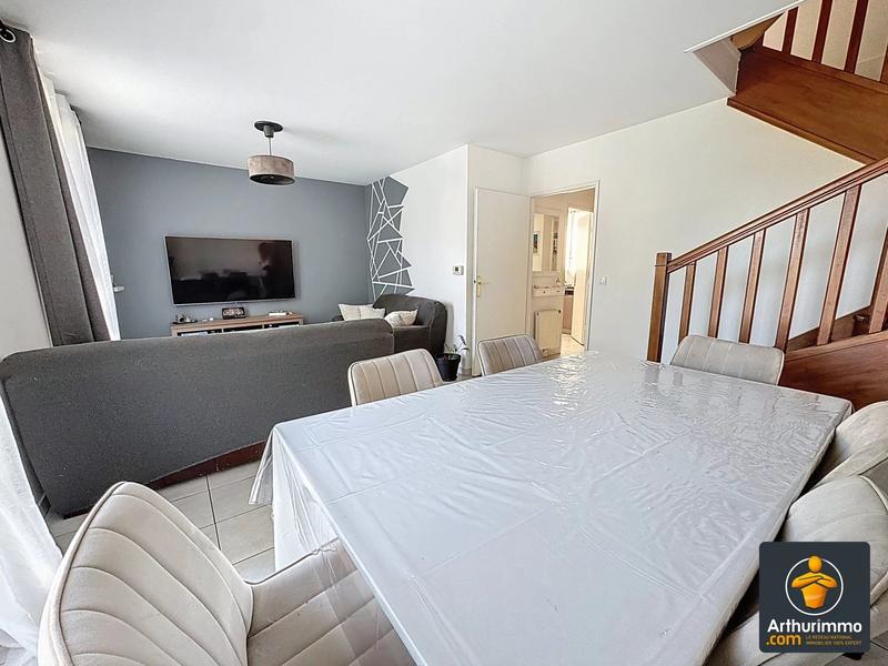 Maison - 89 m² - 5 pièces