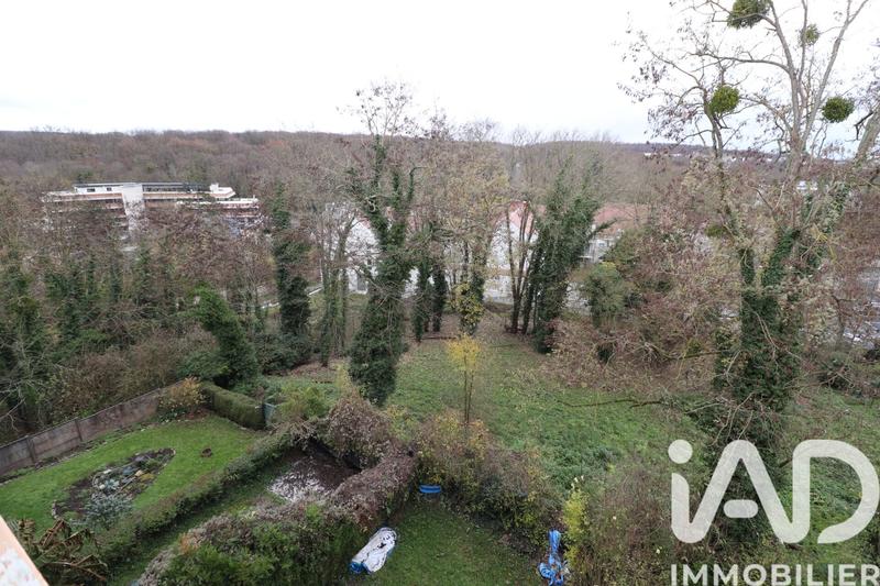 Appartement - 80 m² - 5 pièces