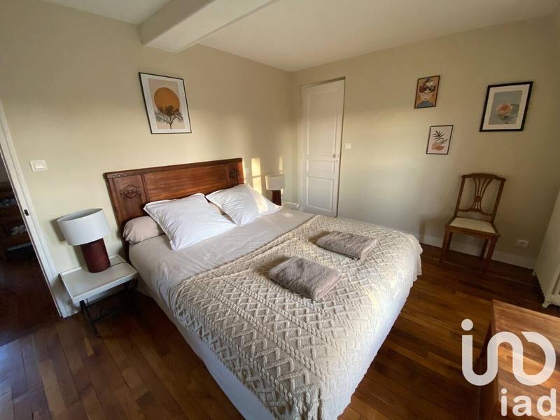 Maison - 228 m² - 5 pièces