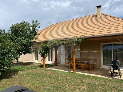 Maison - 136 m² - 5 pièces