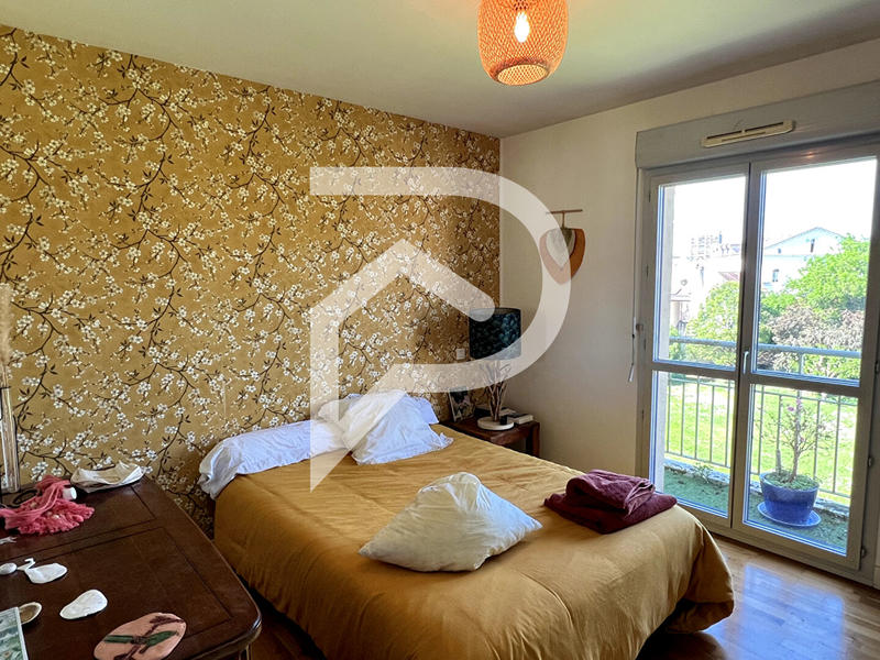 Appartement - 91 m² - 3 pièces