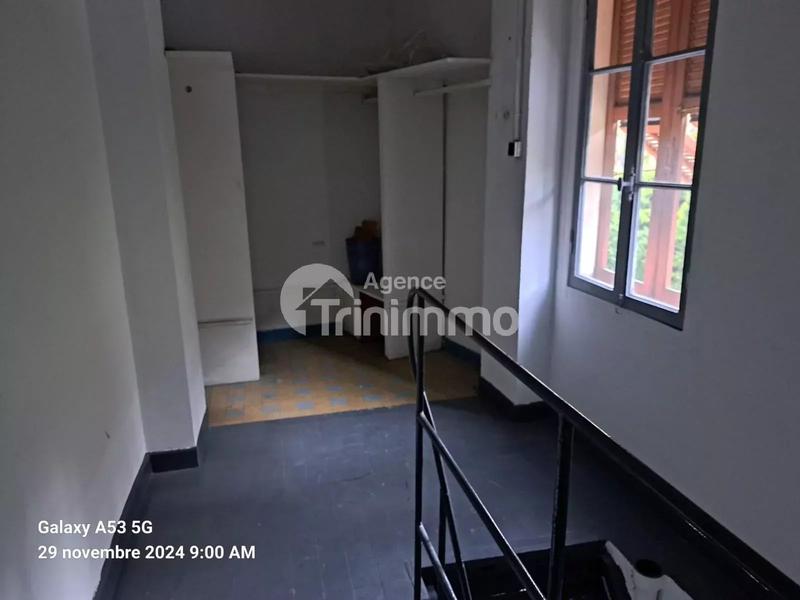 Local commercial - 198 m²