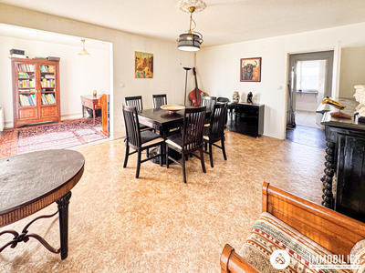 Appartement - 90 m² - 4 pièces