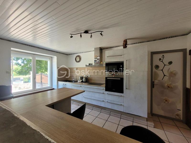Propriété - 141 m² - 5 pièces