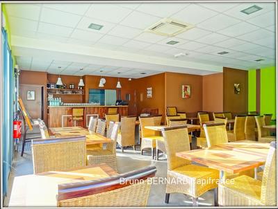 Local commercial - 170 m² - 1 pièce