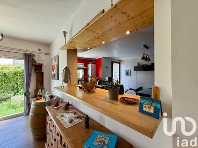 Maison - 221 m² - 9 pièces