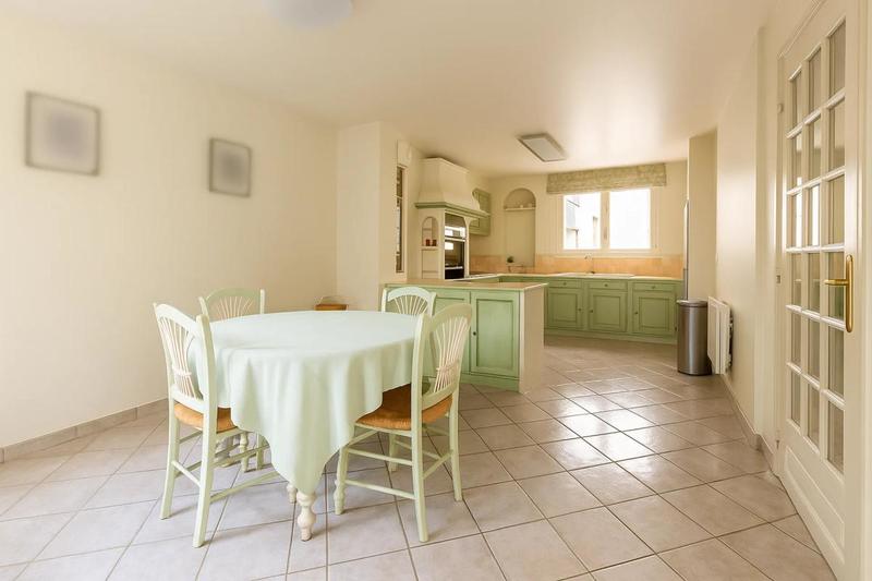 Duplex - 138 m² - 5 pièces