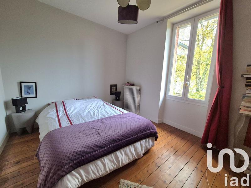 Maison - 250 m² - 8 pièces