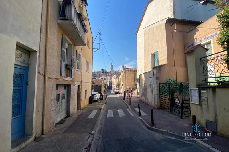 Studio - 46 m² - 1 pièce