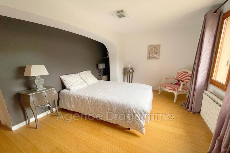 Villa - 157 m² - 7 pièces