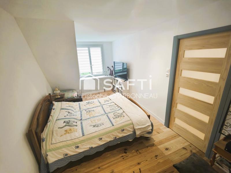 Maison - 182 m² - 8 pièces