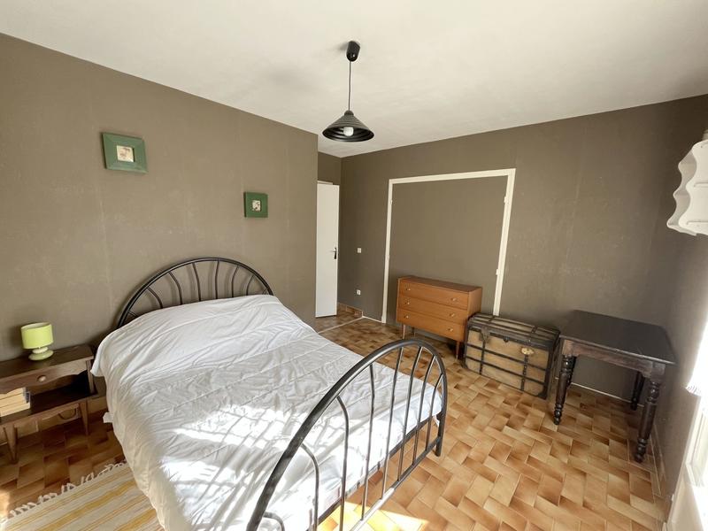 Appartement - 95 m² - 8 pièces