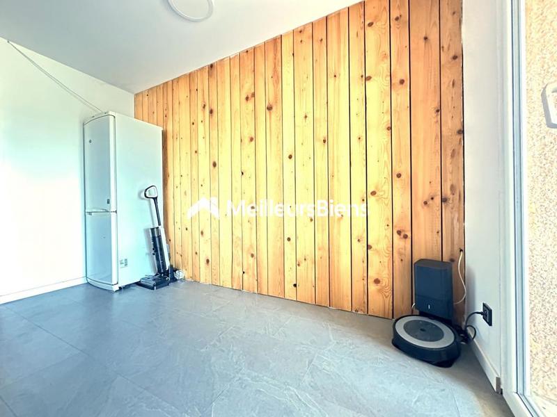 Maison - 197 m² - 8 pièces