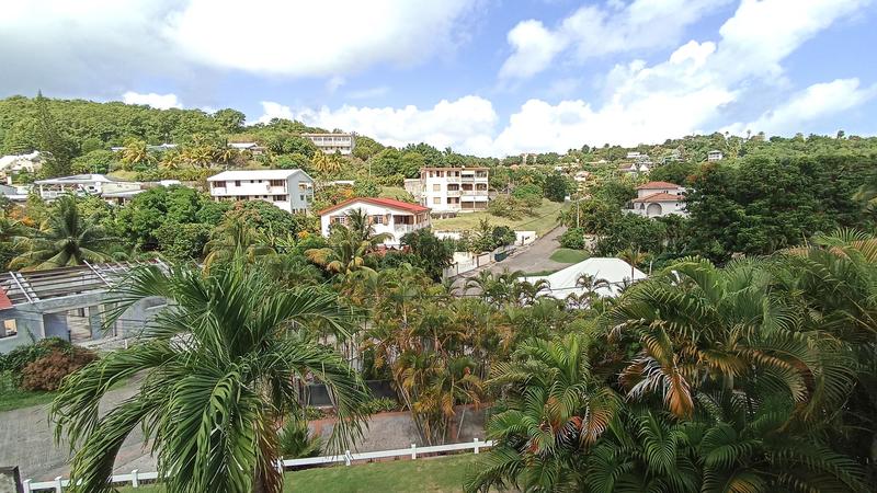 Maison - 270 m² - 6 pièces