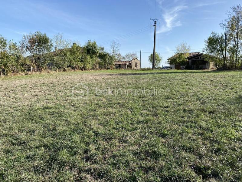 Terrain constructible - 1 178 m²