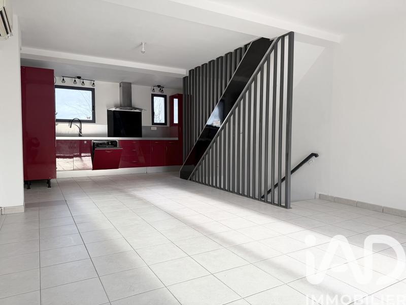 Maison - 95 m² - 4 pièces