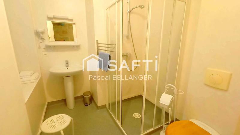 Maison - 392 m² - 14 pièces