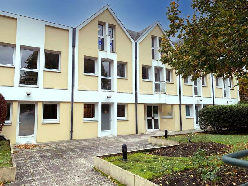 Bureau - 85 m² - 4 pièces