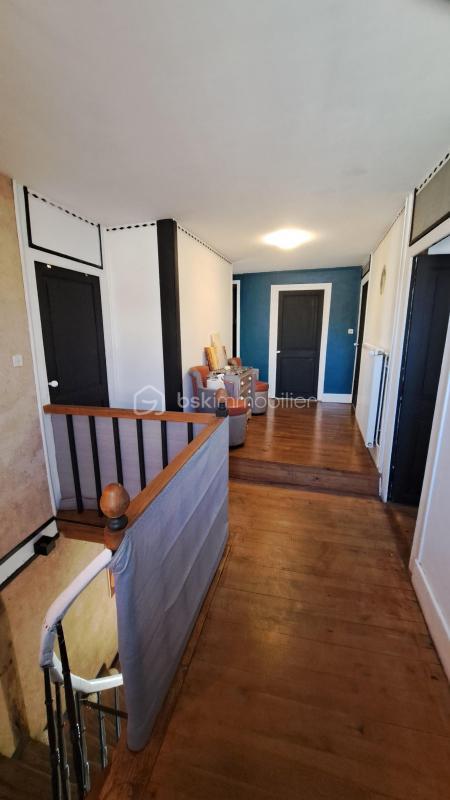 Maison chambre d'hôtes - 340 m² - 8 pièces