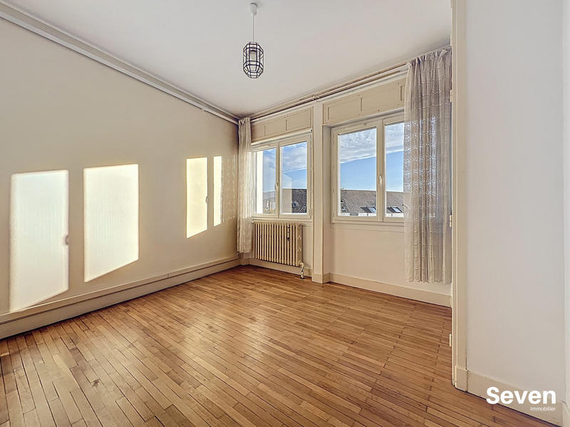 Appartement - 96 m² - 4 pièces