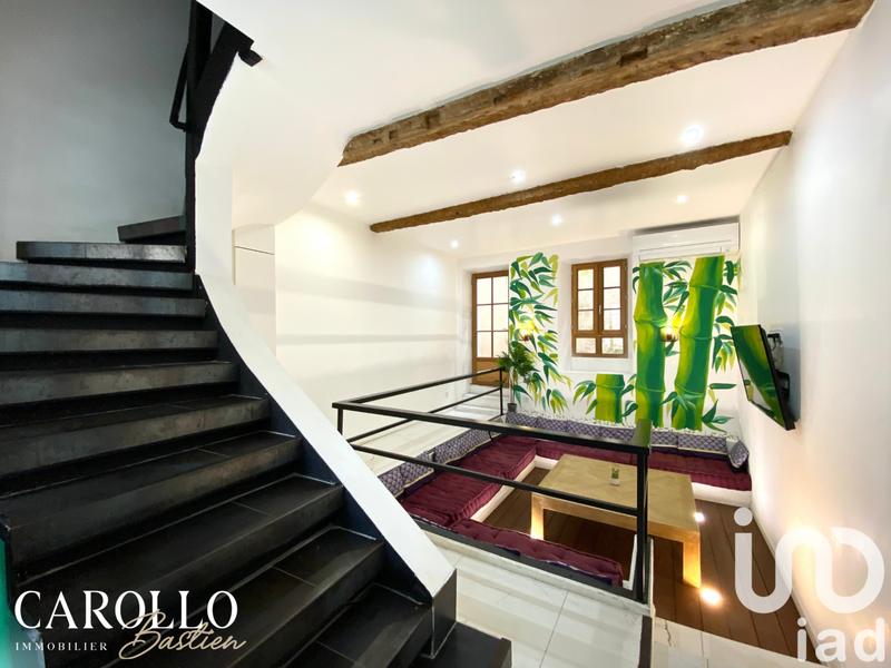 Maison - 98 m² - 5 pièces