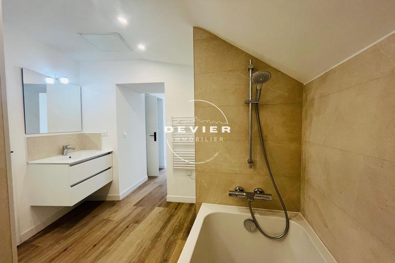 Maison de village - 80 m² - 3 pièces