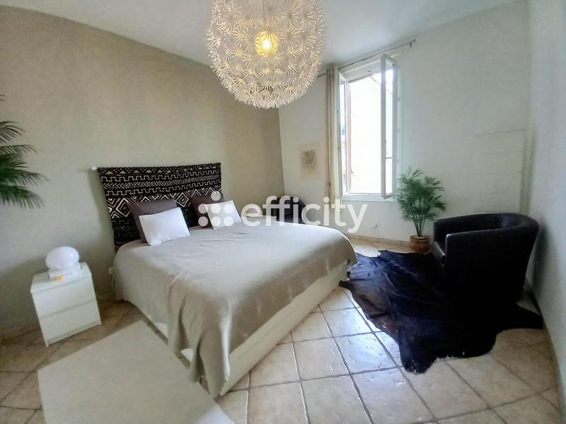 Appartement - 165 m² - 4 pièces