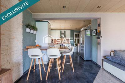 Maison - 221 m² - 5 pièces