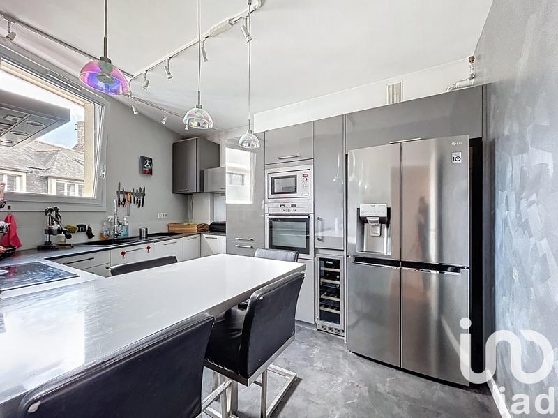 Duplex - 111 m² - 4 pièces