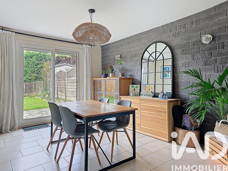 Maison - 112 m² - 6 pièces