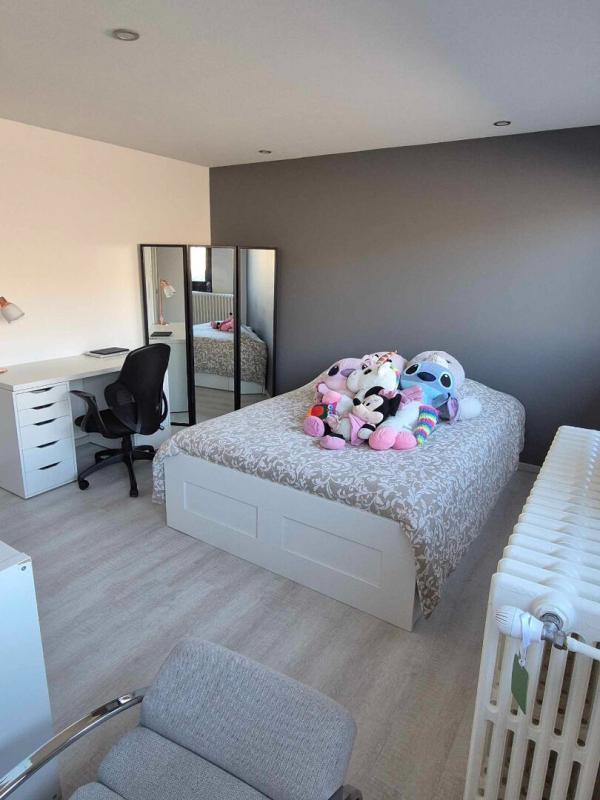 Maison - 250 m² - 6 pièces