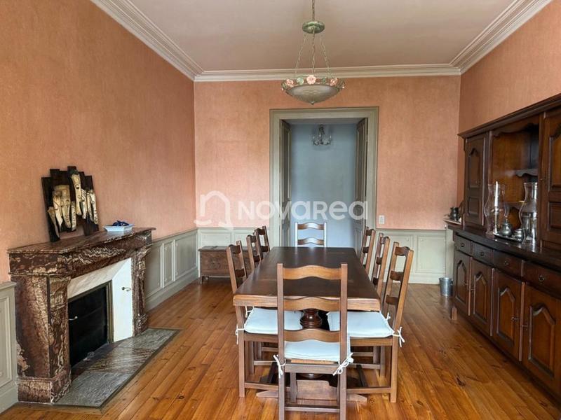 Appartement - 188 m² - 5 pièces