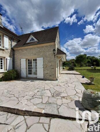 Maison - 172 m² - 7 pièces