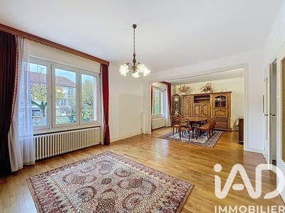 Maison - 170 m² - 8 pièces