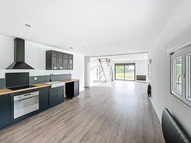 Maison - 150 m² - 8 pièces